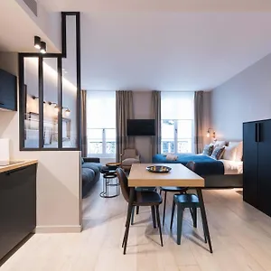 Du Louvre Apartamento