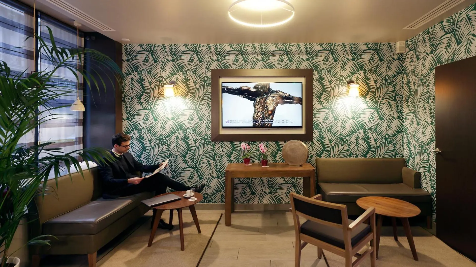 פריז Hotel Eden צרפת