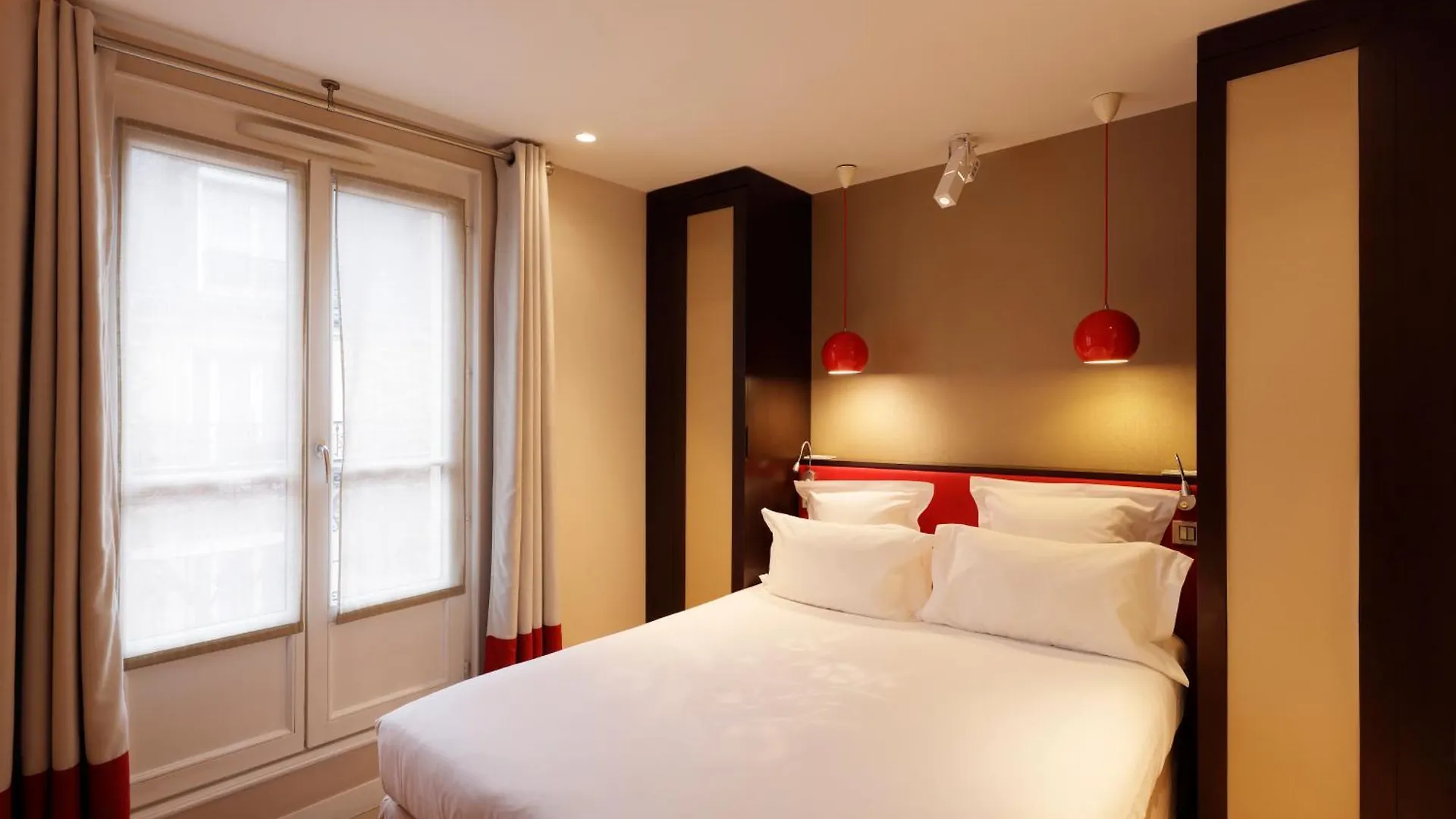 Hotel Eden Paris France